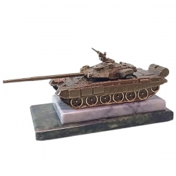 Танк Т-90 из бронзы.