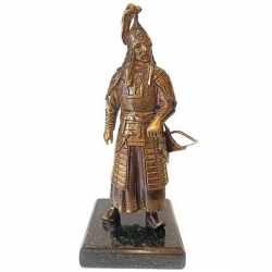 Статуэтка из бронзы Чингисхан.